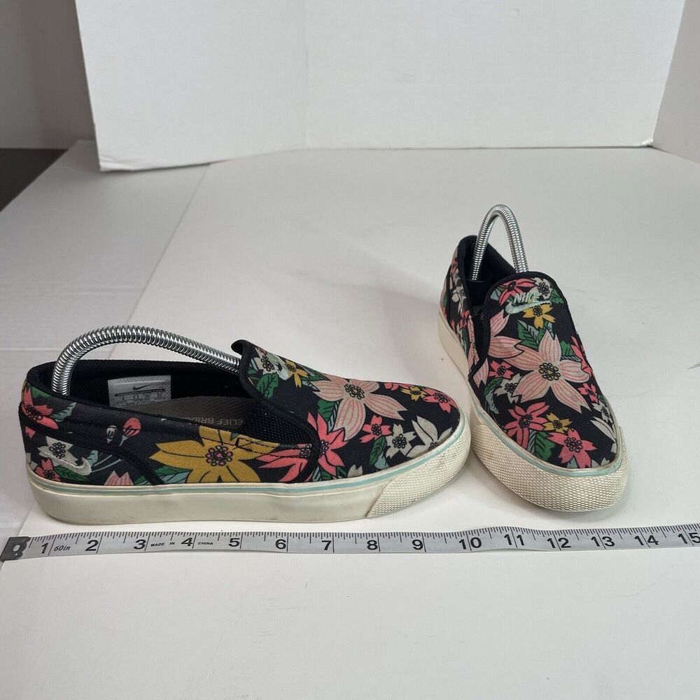 Nike Floral Toki Aloha Pack Womens Size 8 Athletic Shoes Sneakers 724769-003 - Picture 9 of 10